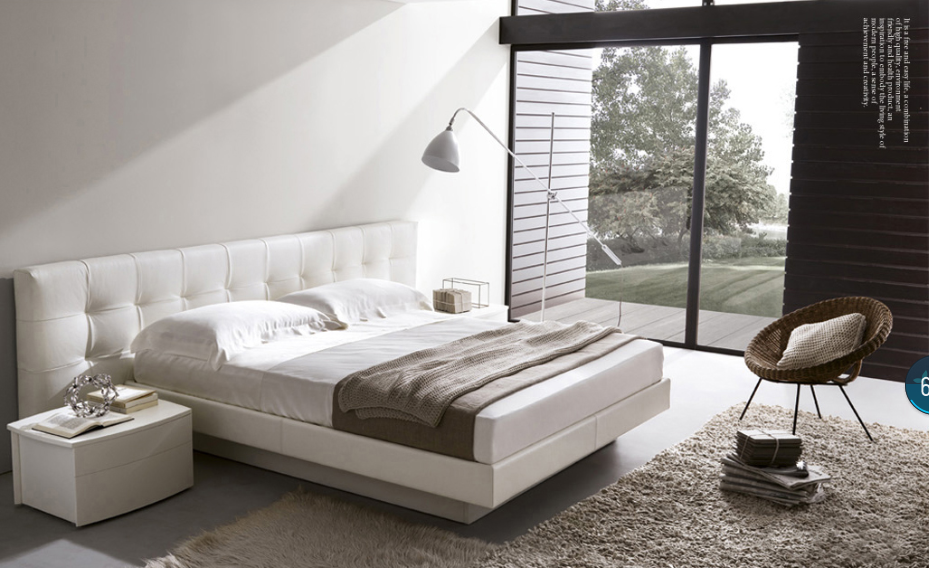 Дизайнерская кровать из мягкой итальянской кожи Francheska 3011 BREEZE DECORATION