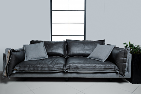 Двухместный дизайнерский комбинированный диван Armando 1702 BREEZE DECORATION